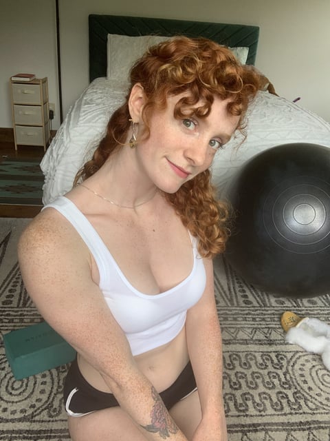 6livesex.com amygingerhart profile on OnlyFans in whores category