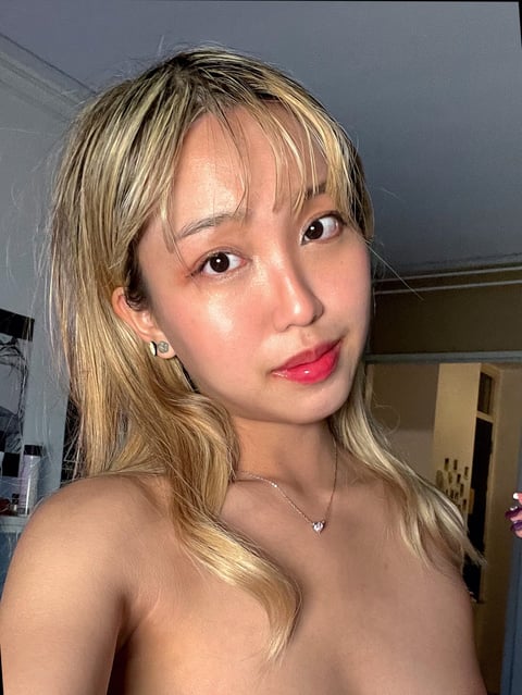 6livesex.com tinyhakka profile on OnlyFans in japan category