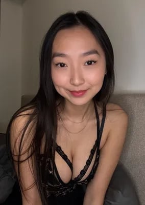 6livesex.com yourbabykimmy profile on OnlyFans in japan category