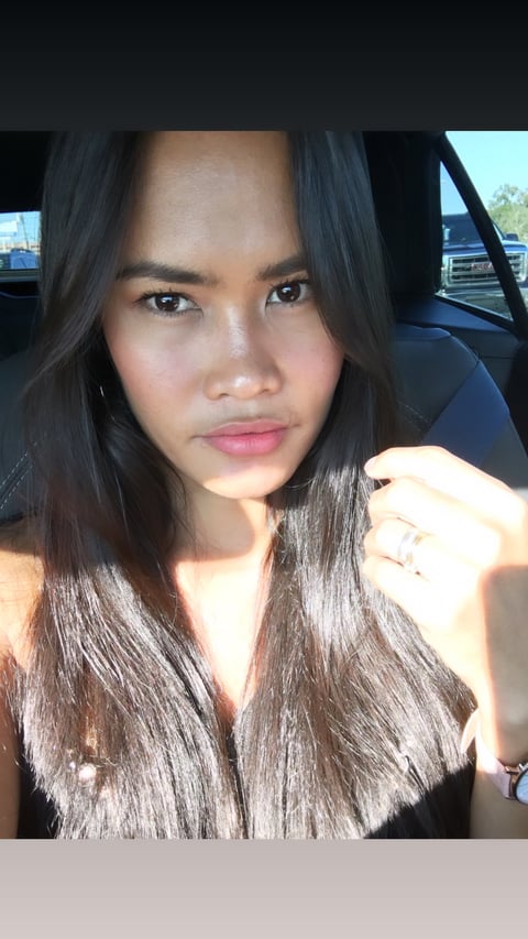 6livesex.com yourmay16 profile on OnlyFans in ladyboys category