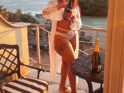 Mercedes_555 webcam livesex profile in pussy cams